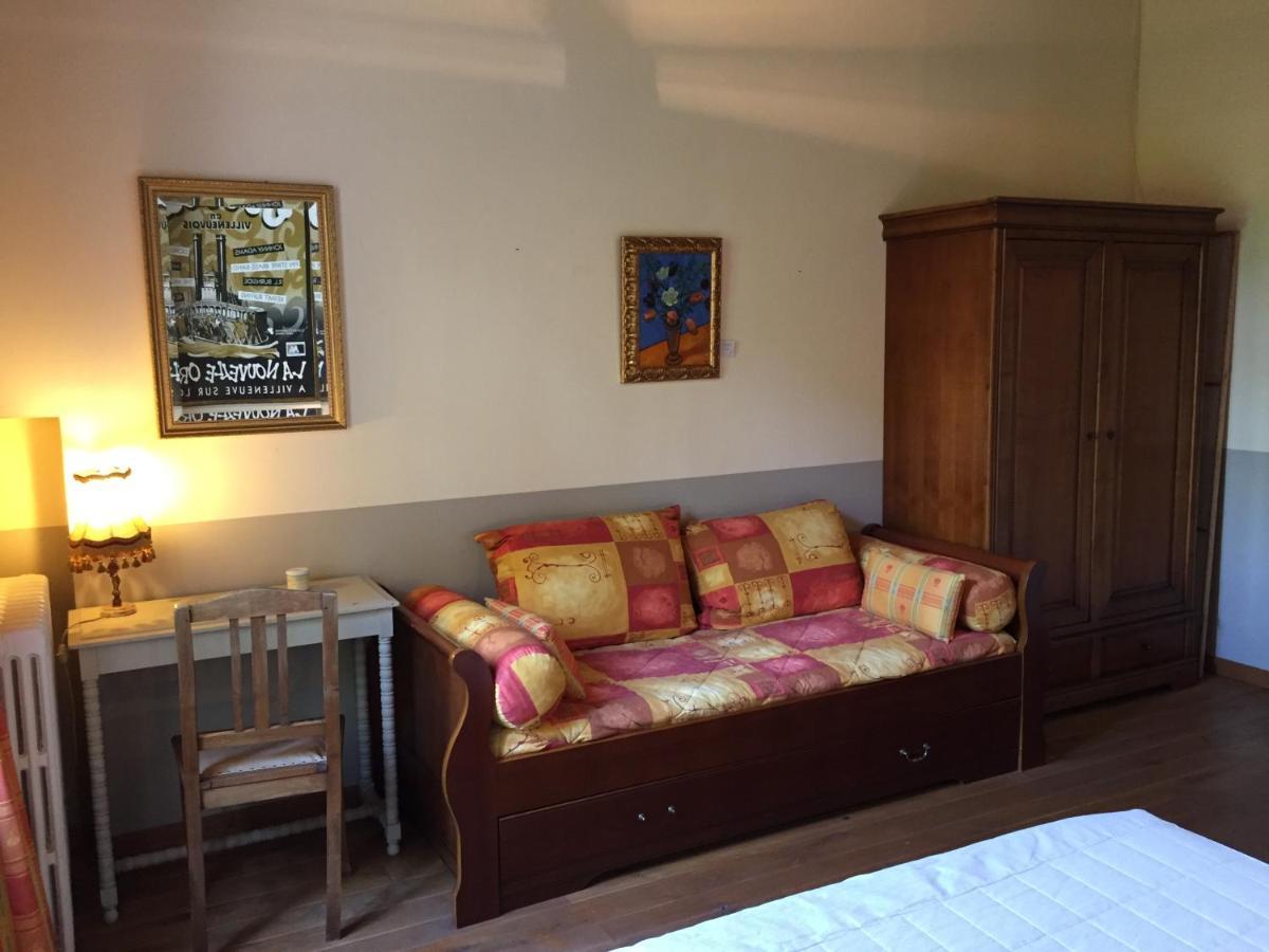Bed and Breakfast Les Huguets Вильнёв-сюр-Ло Номер фото