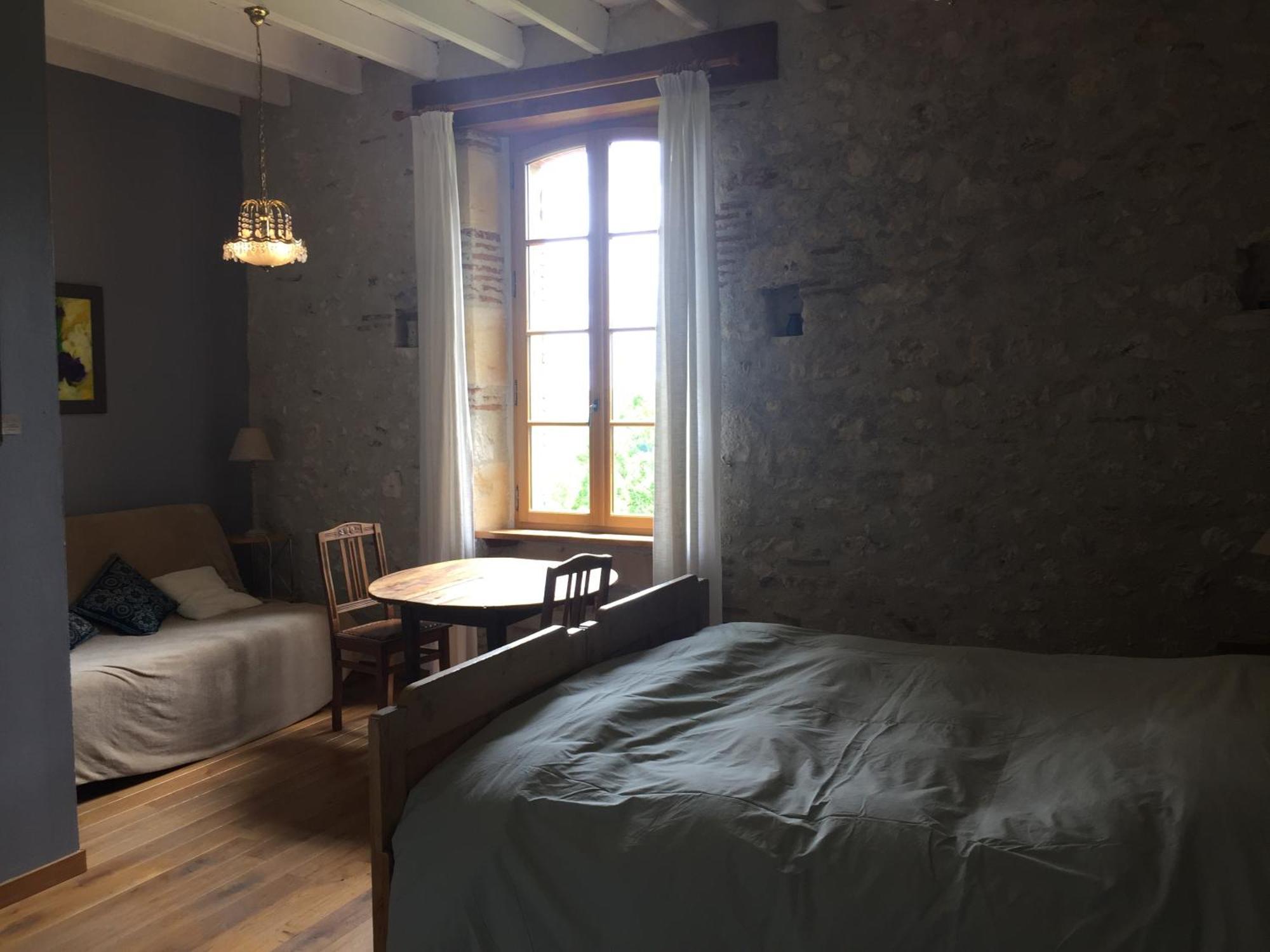 Bed and Breakfast Les Huguets Вильнёв-сюр-Ло Номер фото