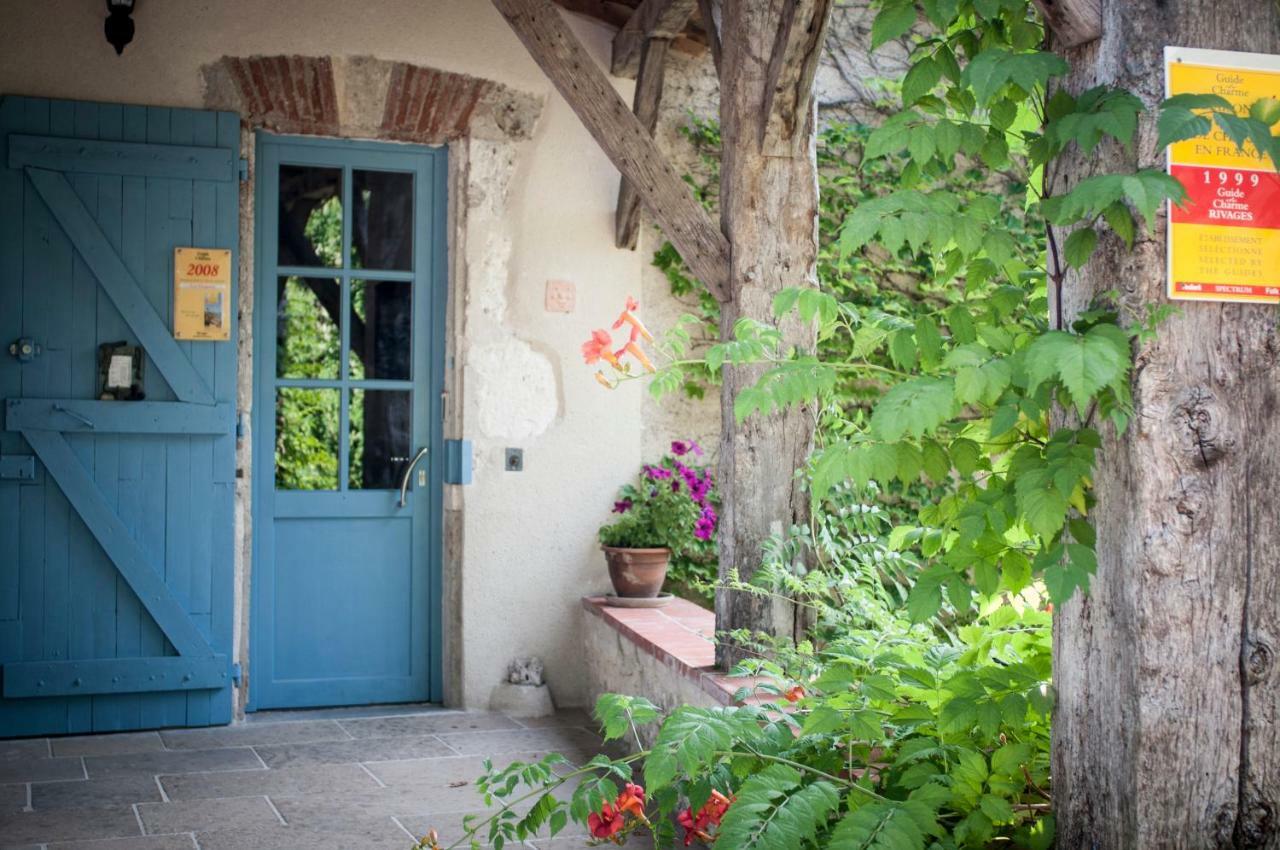 Bed and Breakfast Les Huguets Вильнёв-сюр-Ло Экстерьер фото